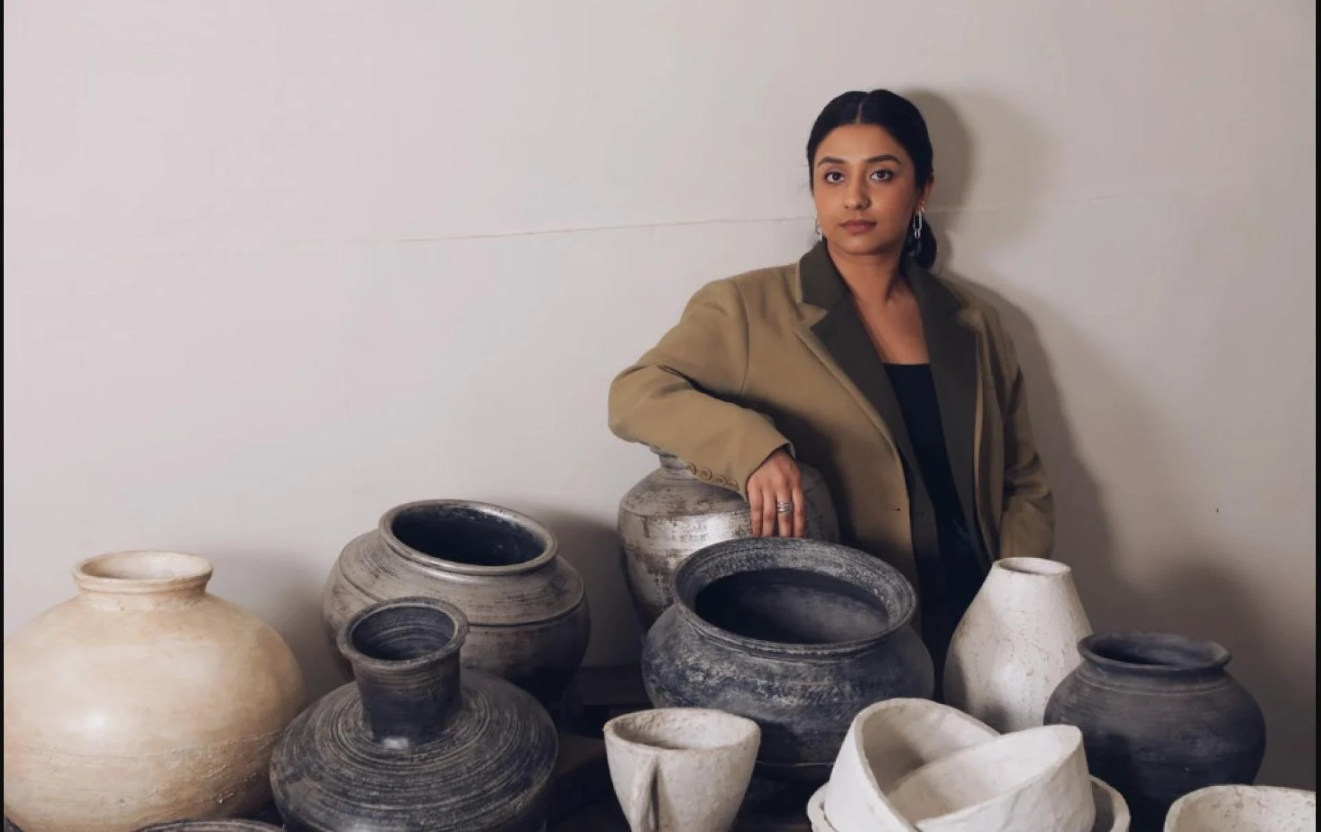 How to Elevate Your Living Room with Marble Decor and Heritage Accents