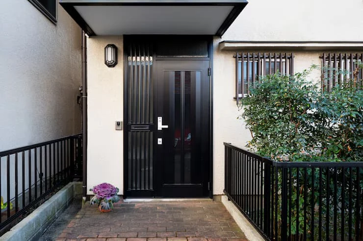 How to Choose the Right Security Door for Your Tamworth Property
