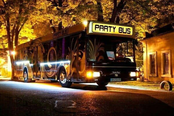 Tips for finding a reliable party bus rental company
