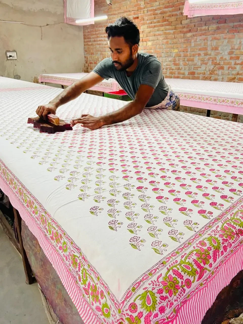 Discover Elegance with Jaipur’s Finest Scalloped Table Linen Supplier