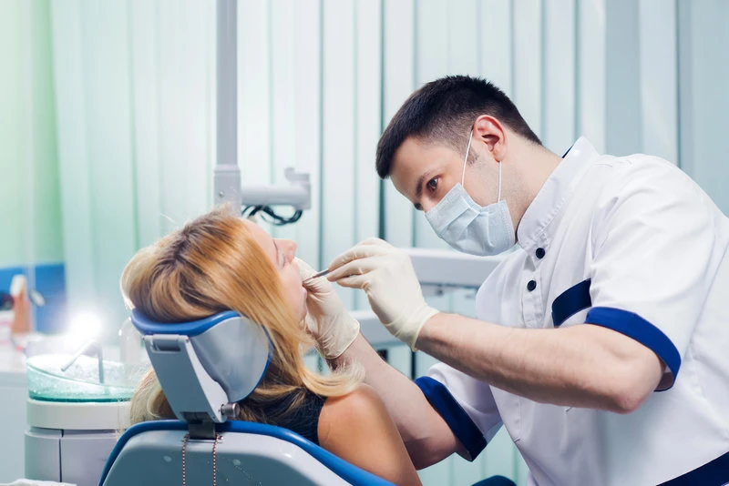 Why Routine Checkups with a Dentist in Boca Raton Are Essential for Your Oral Health