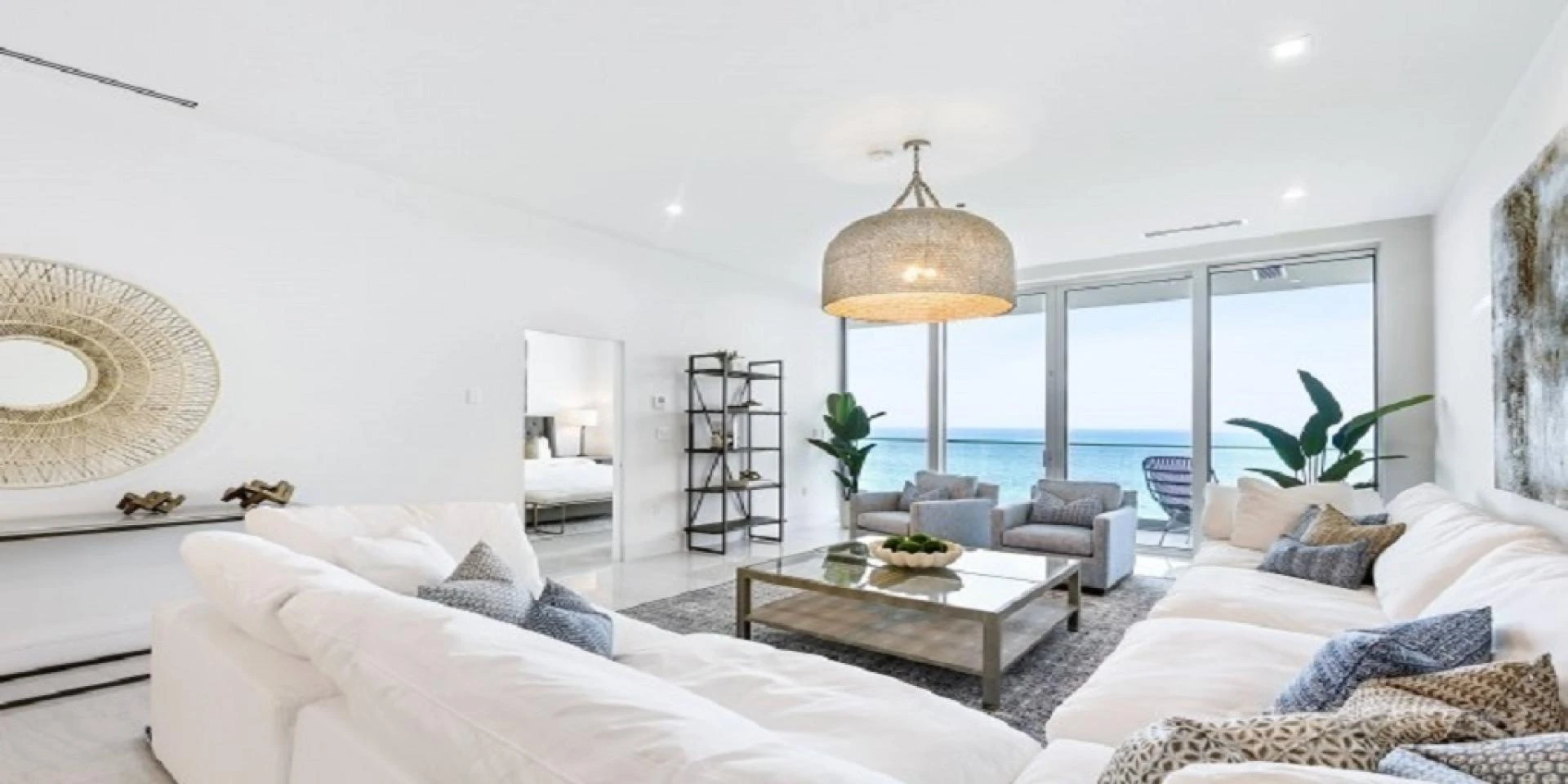 8 Reasons to Invest in a Seven Mile Beach Condo