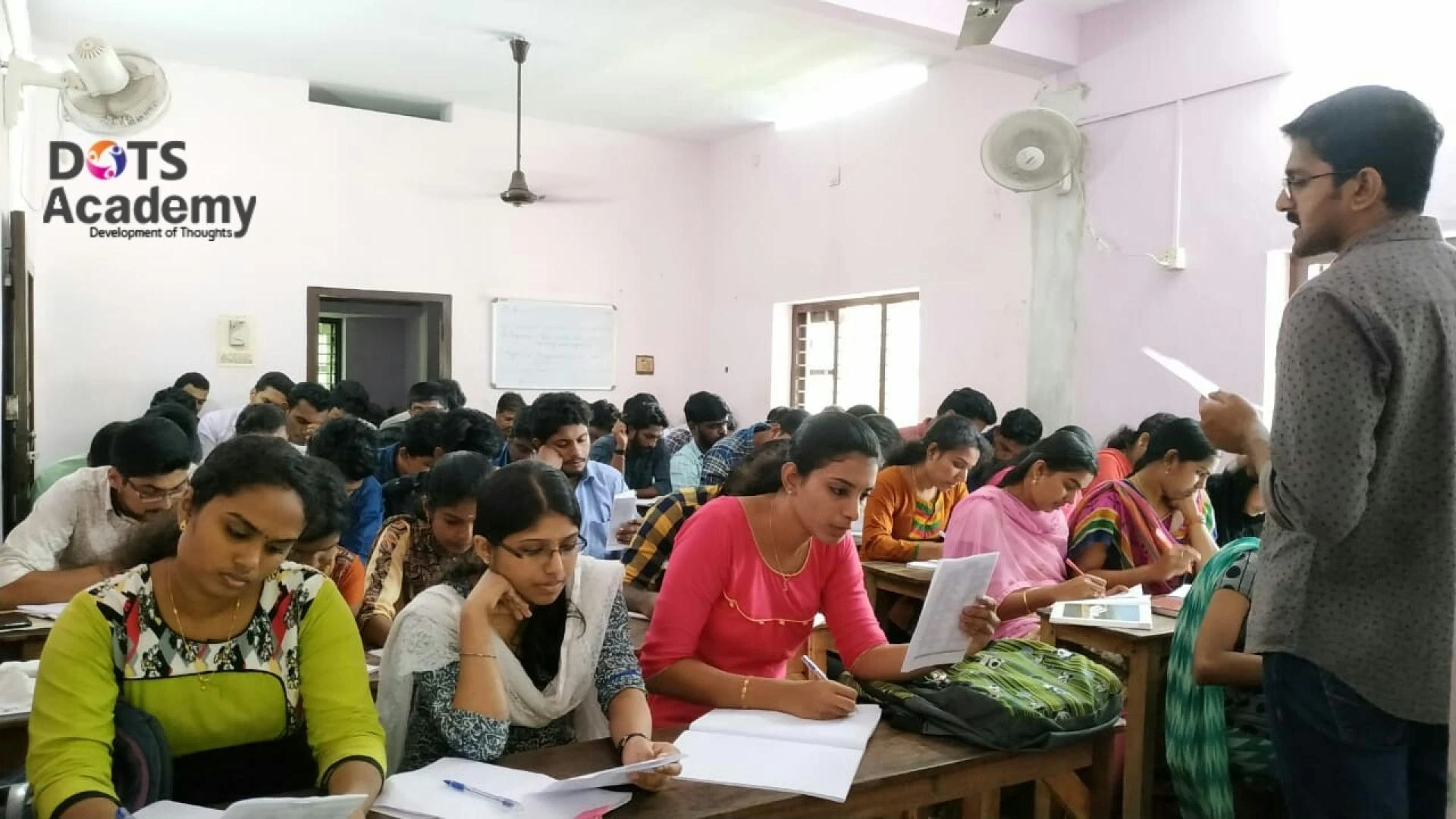Why DOTS Academy is the Best Choice for PSC Aspirants in Kerala