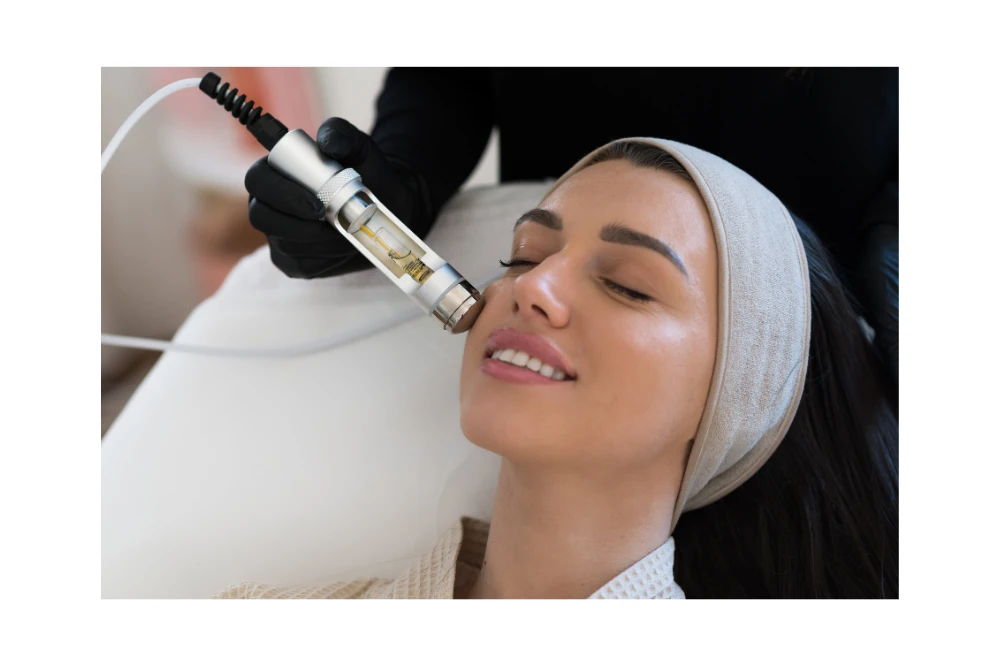 Cleanse, Extract & Hydrate with One Hydrafacial