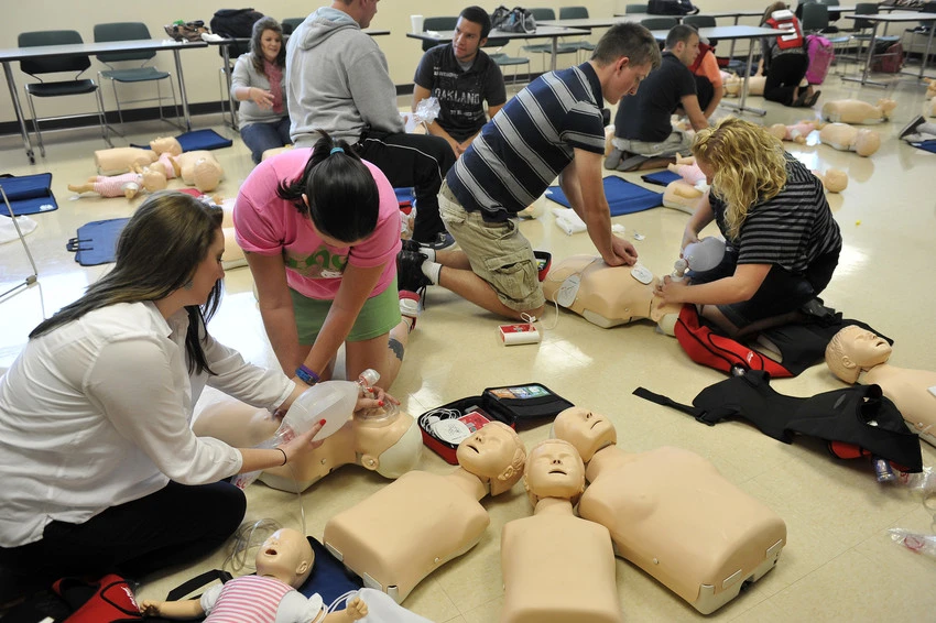 Key Reasons to Enroll in Basic Life Support Training Today