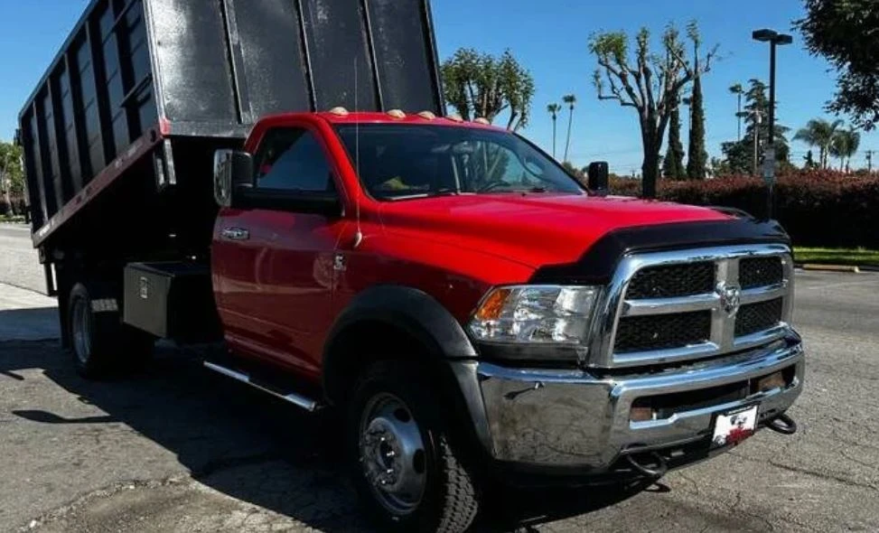Why Buying a Used Dump Truck Is a Smarter Move?