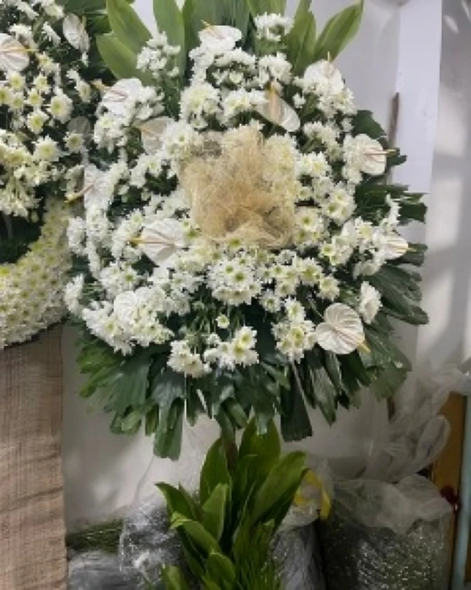 Elegant Funeral Flowers with Stand Arrangements for a Dignified Tribute in the Philippines