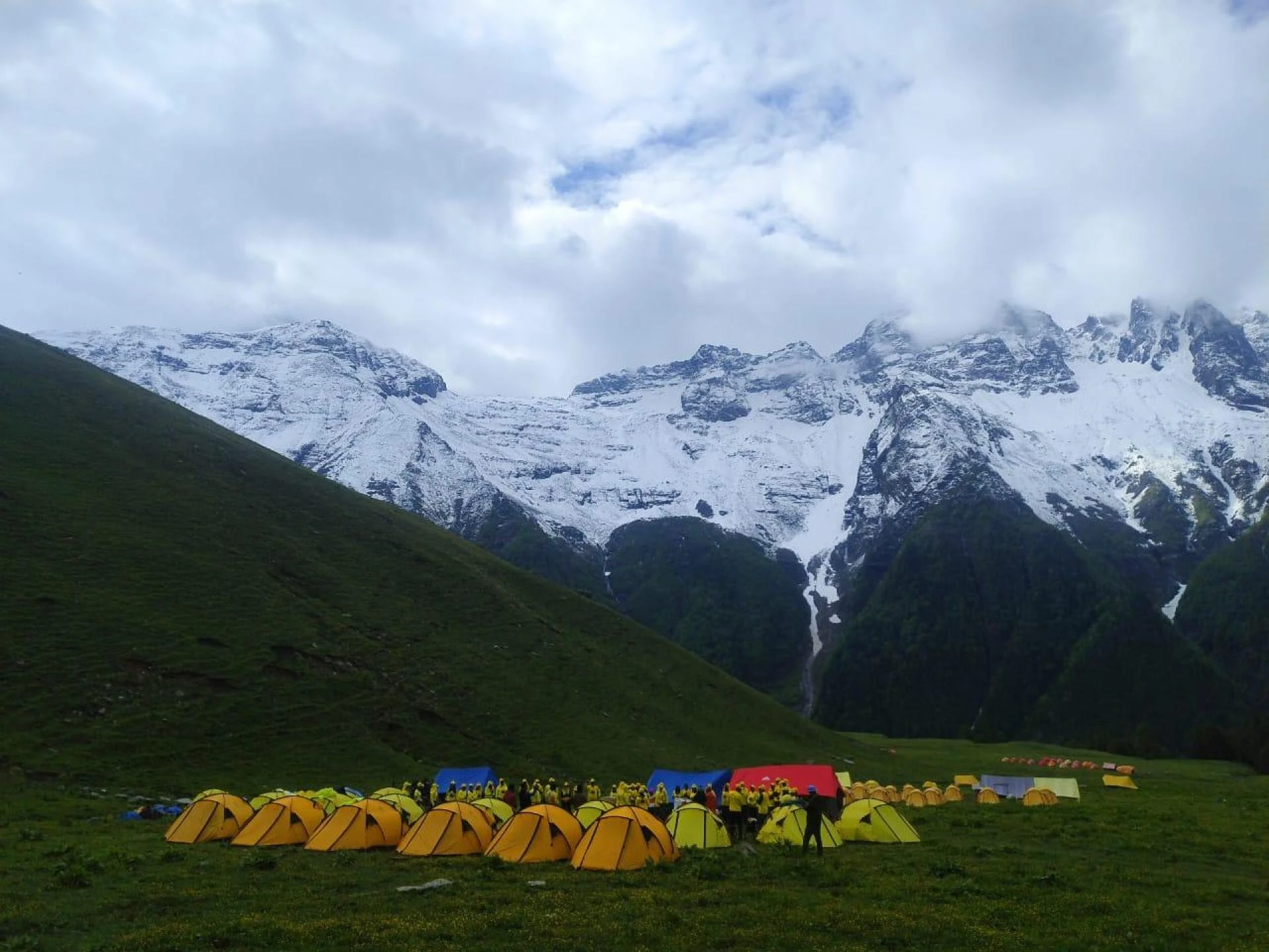 Pahadi Treks: Your Gateway to the Untouched Beauty of the Indian Himalayas