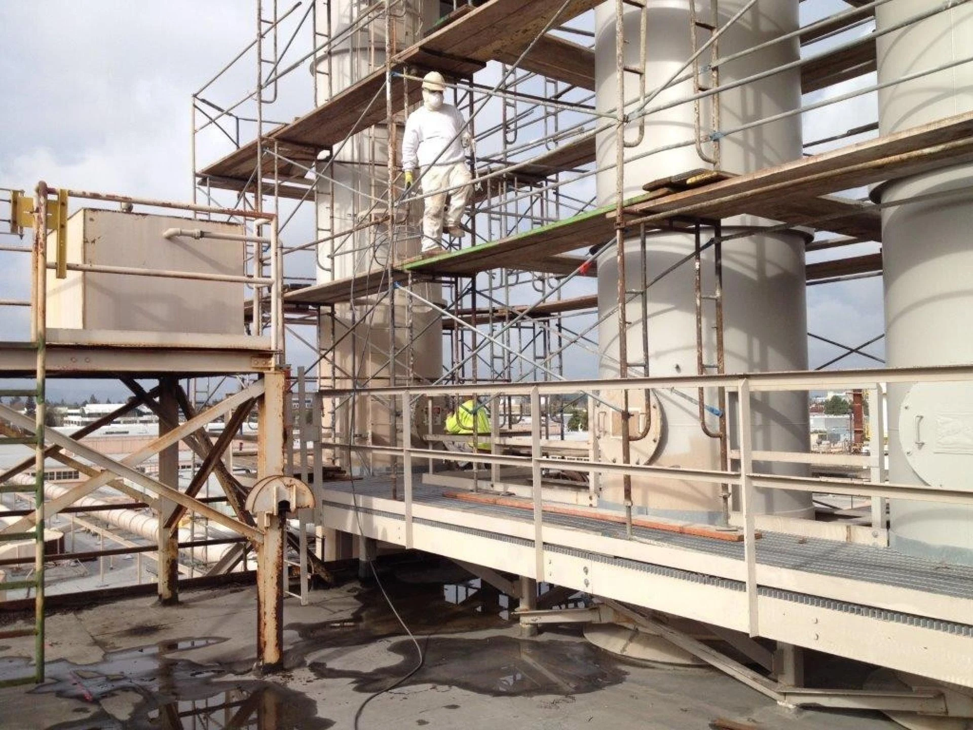 Professional Painting and Sandblasting Services in Texas and Portland: Trust Optimax Surface Solutions