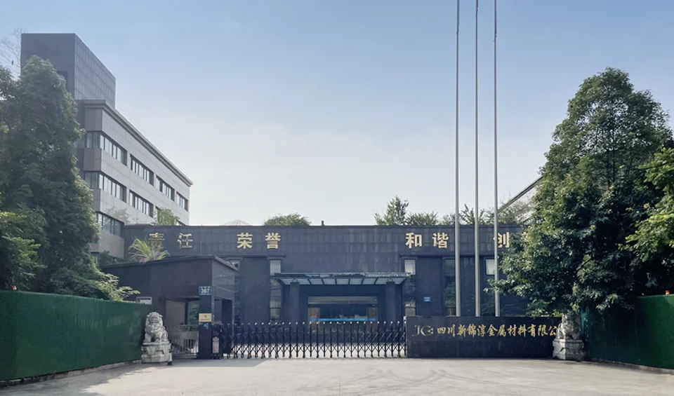 Graphite Powder vs. Molybdenum Disulfide: Properties, Applications & Benefits