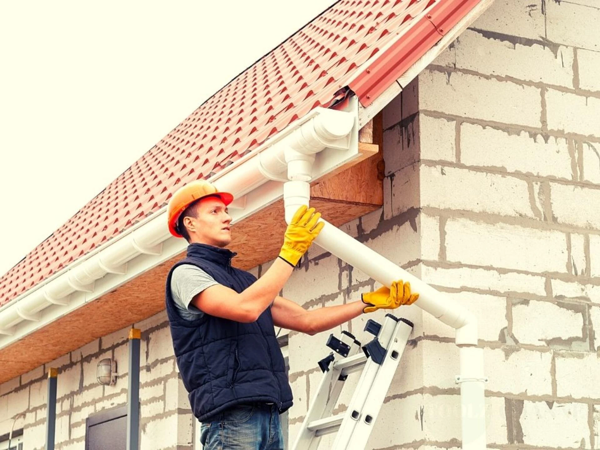 Top Gutter Installation Tips for Homeowners