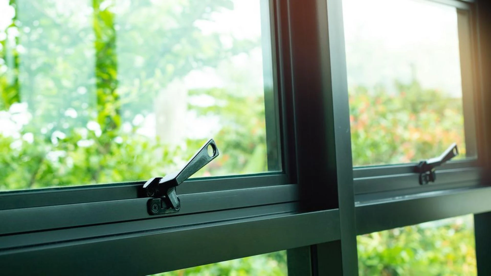 The Role of Window Handles in Home Security