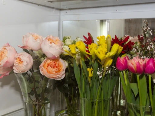 A Deep Dive Into Commercial Floral Refrigerators