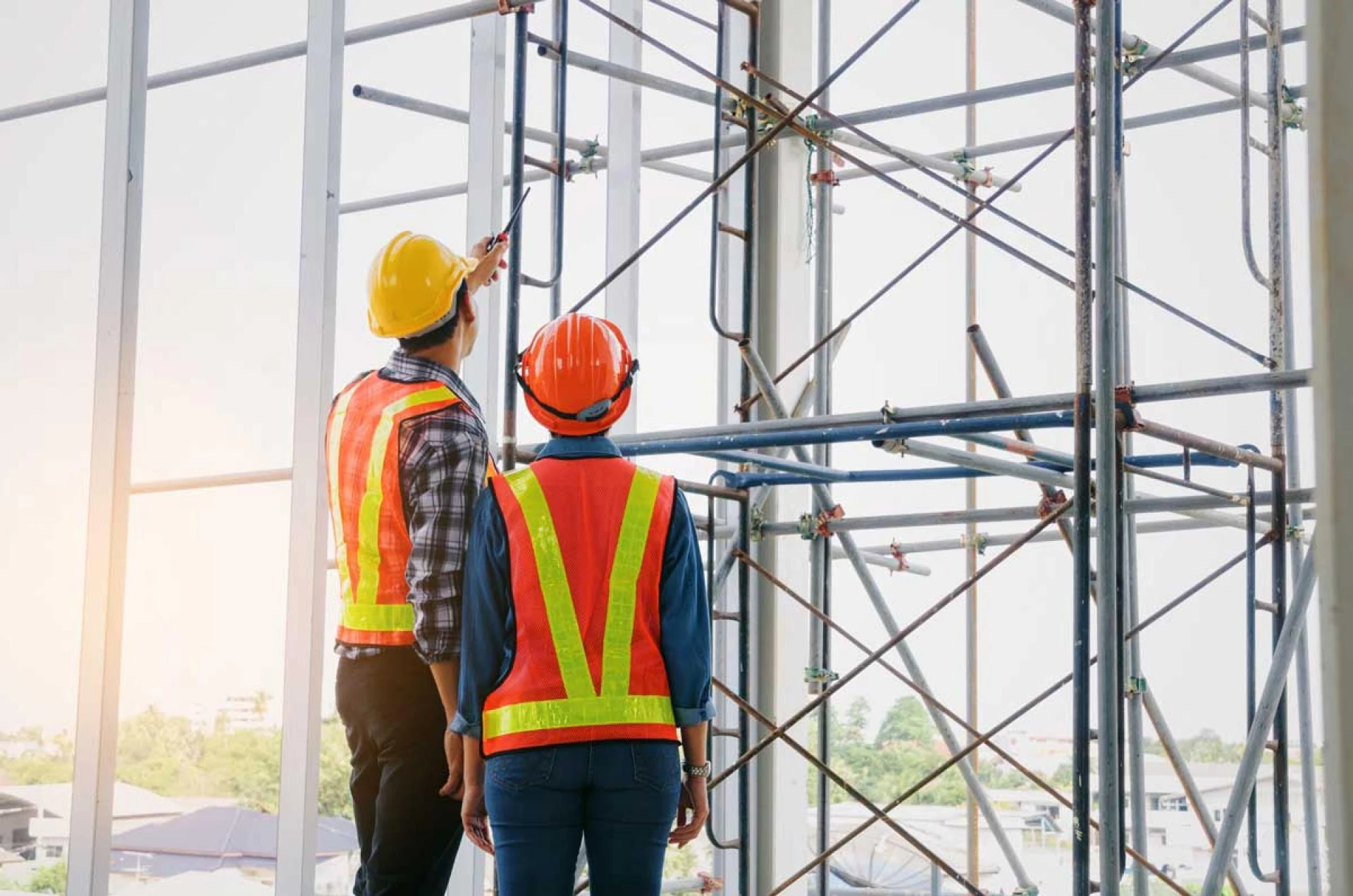 5 Key Factors to Consider When Choosing Scaffolding Suppliers in UAE