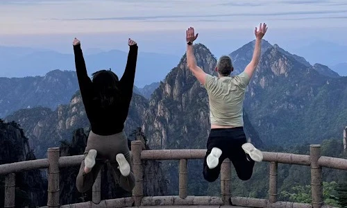 Shanghai Huangshan Tour: A Perfect Escape from City Life to Mountain Majesty
