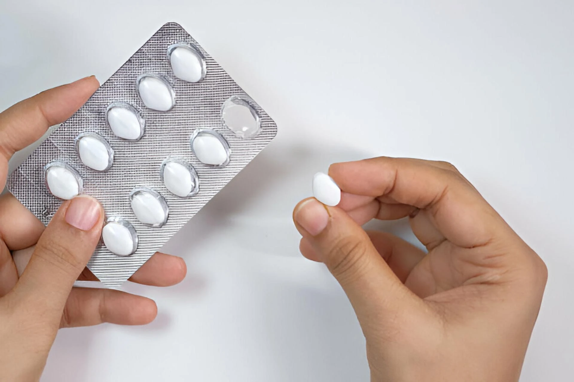 The Rise of Softgel Capsules in Pharma: How John Walter Labs Can Boost Your Franchise Business?