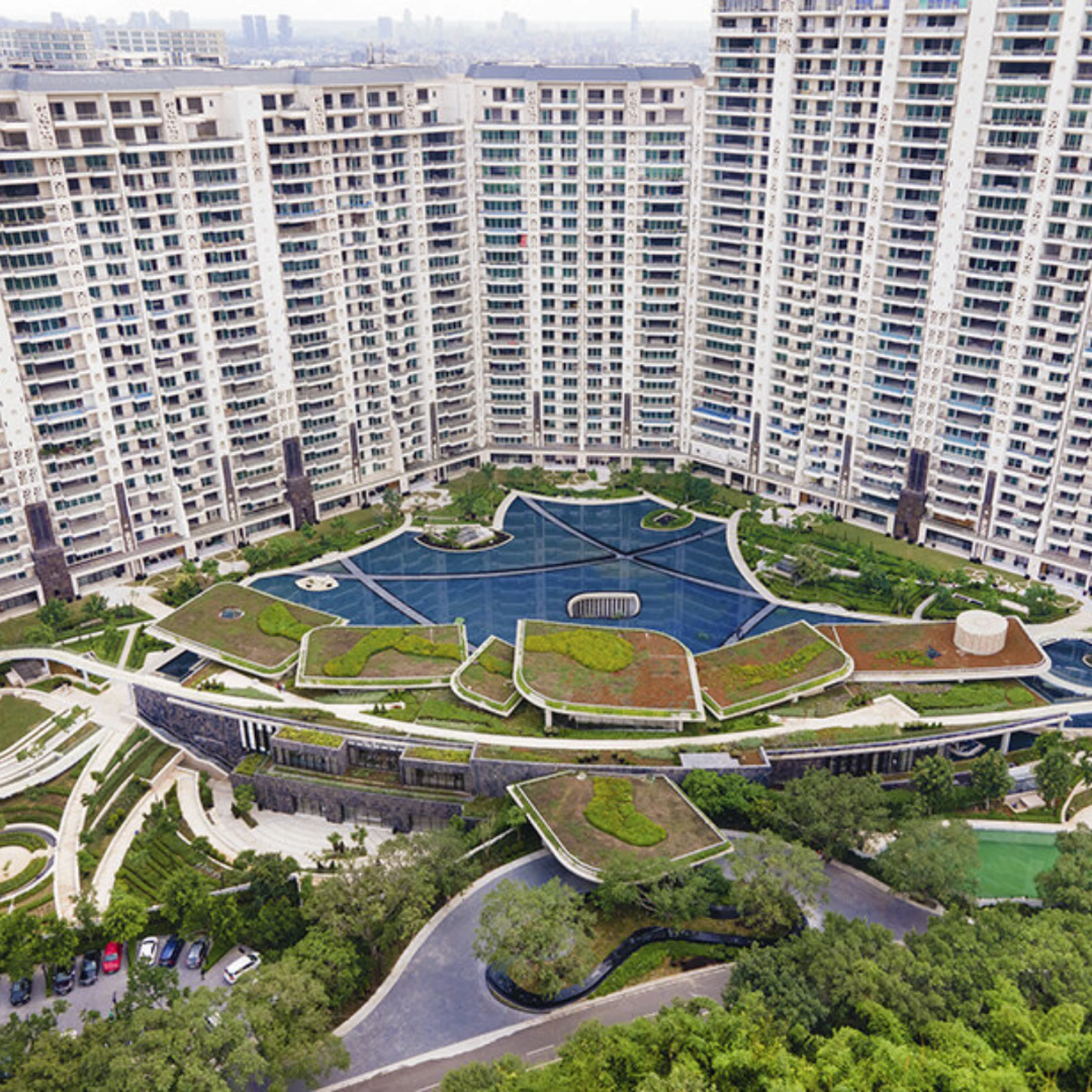 DLF Camellias: Elevating Modern Urban Living Experiences