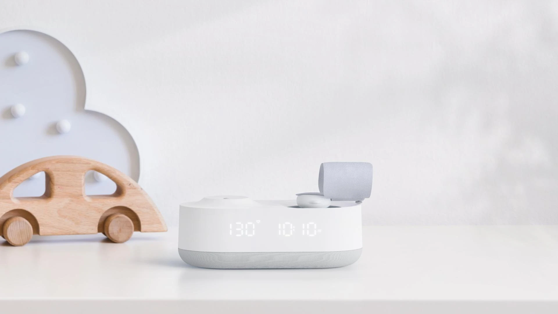 How to Keep Baby’s Room Dark at Night During the Summer