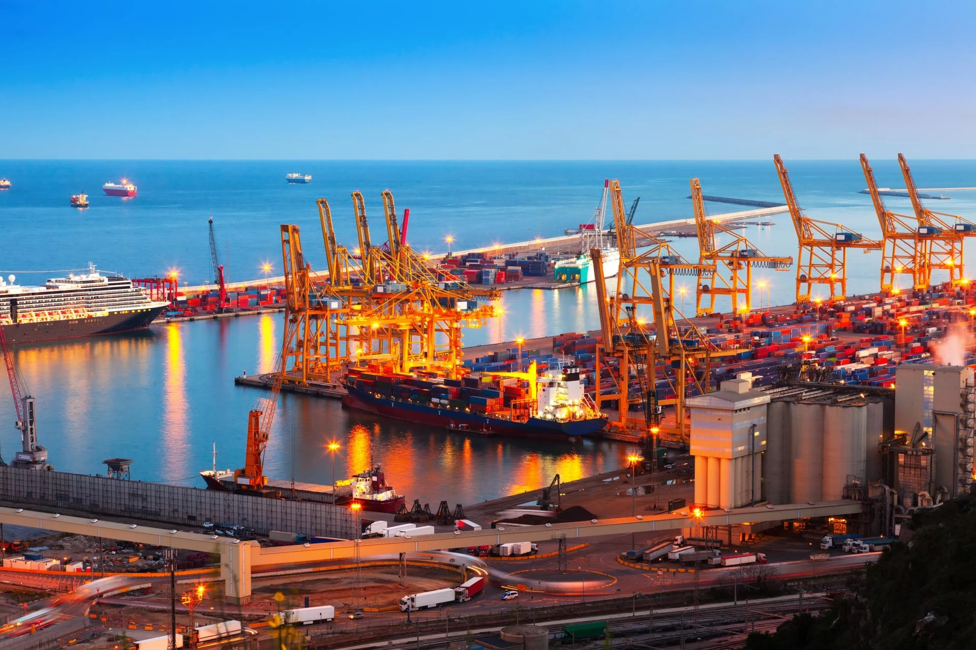  The Role of Technology in Modern Freight Forwarding Services in Dubai