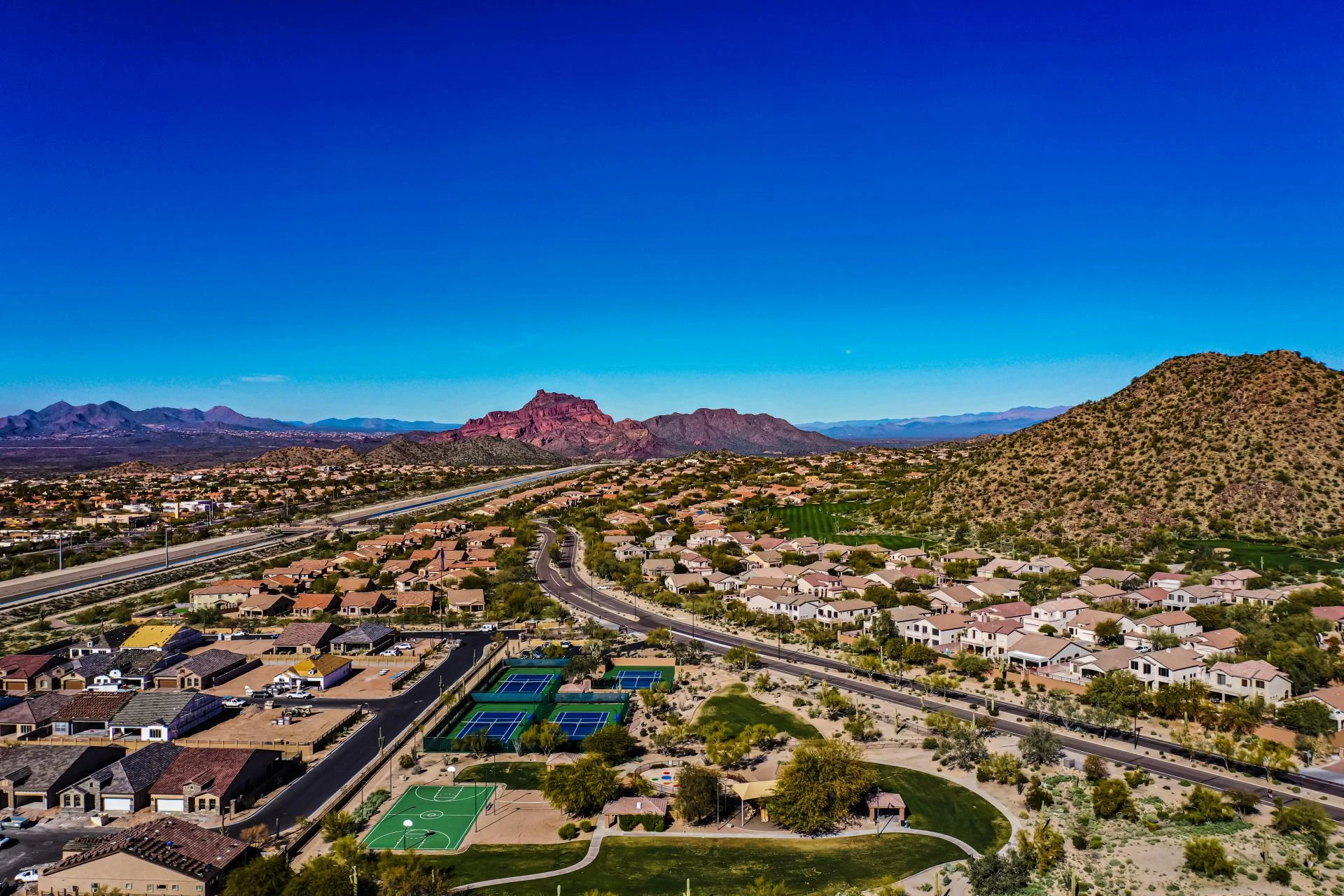 Hard Money Loans in Houston vs. Bank Financing: What Investors Should Know