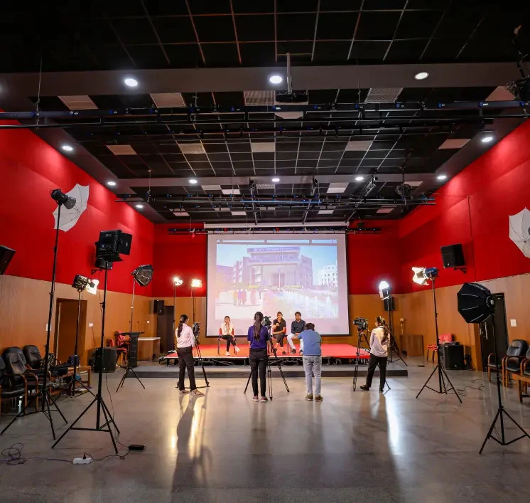 Best Mass Communication college in India: Courses, Career Scope & Campus Life