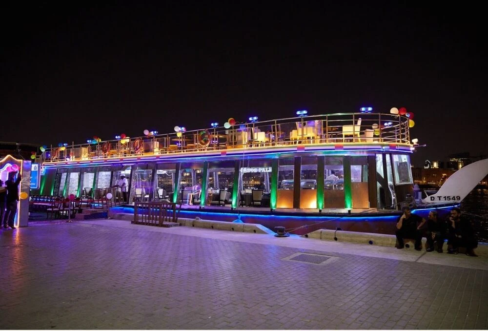 Water Canal Cruise Tour