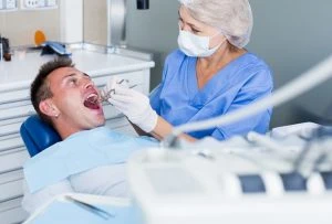 Tooth Removal in Houston: When It’s Necessary and What to Expect