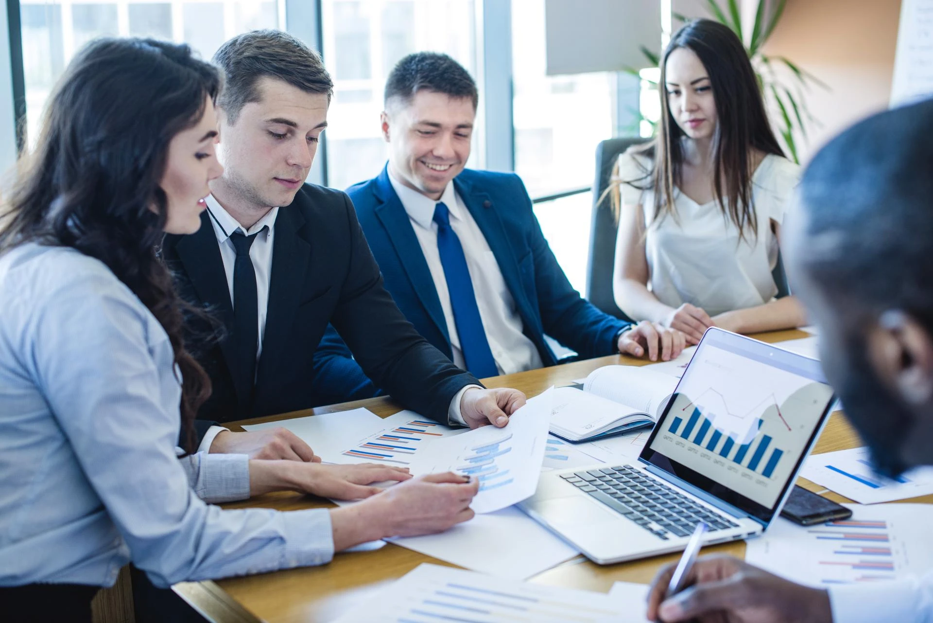 Fractional CFO Explained: A Cost-Effective Solution for Growing Businesses