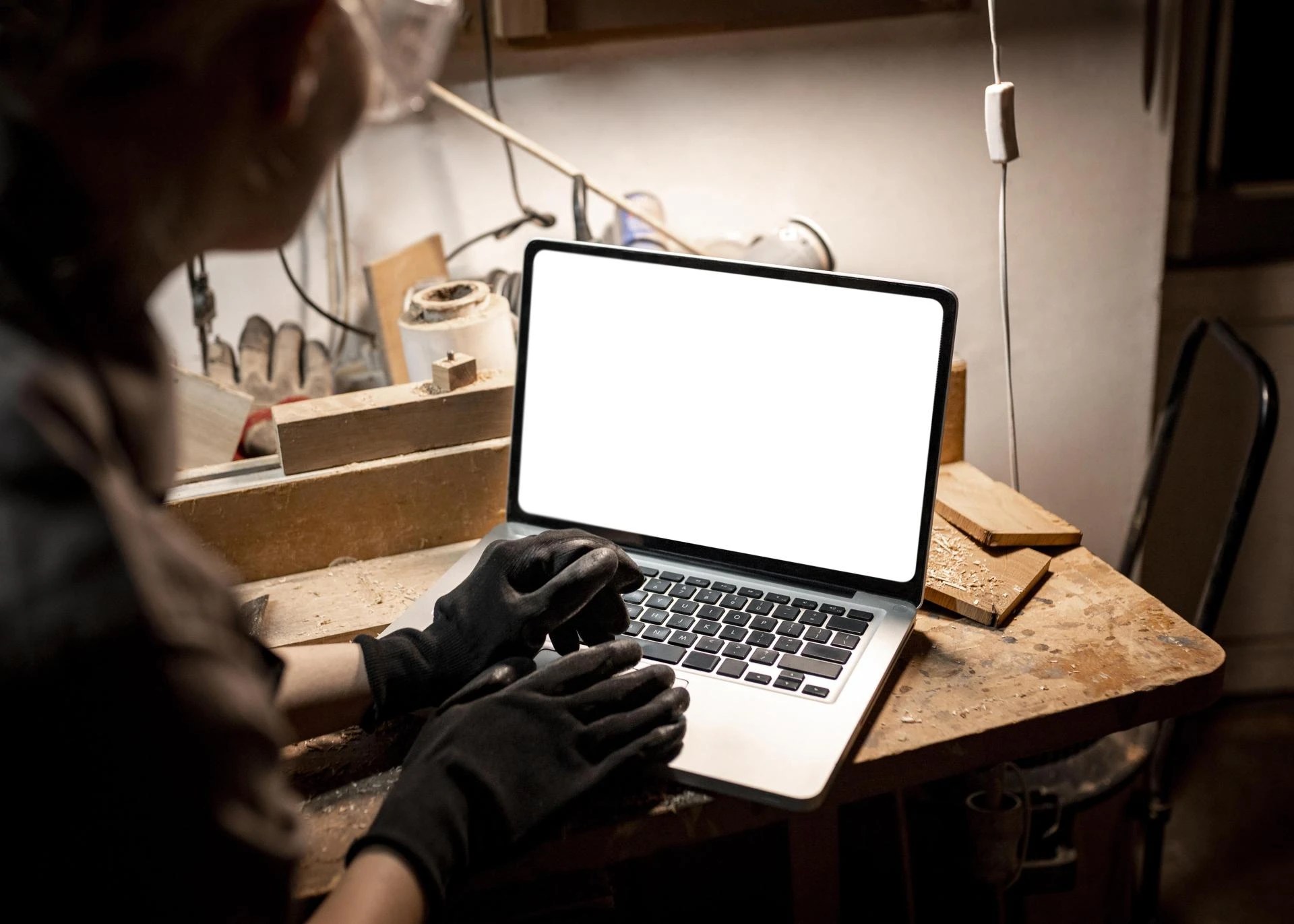 Top-Rated MacBook Repair Center in T Nagar – Cellmount iCare