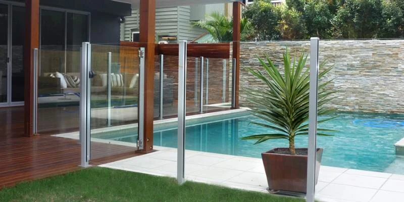 Let Your Poolside Views Shine with Frameless Glass Pool Fencing