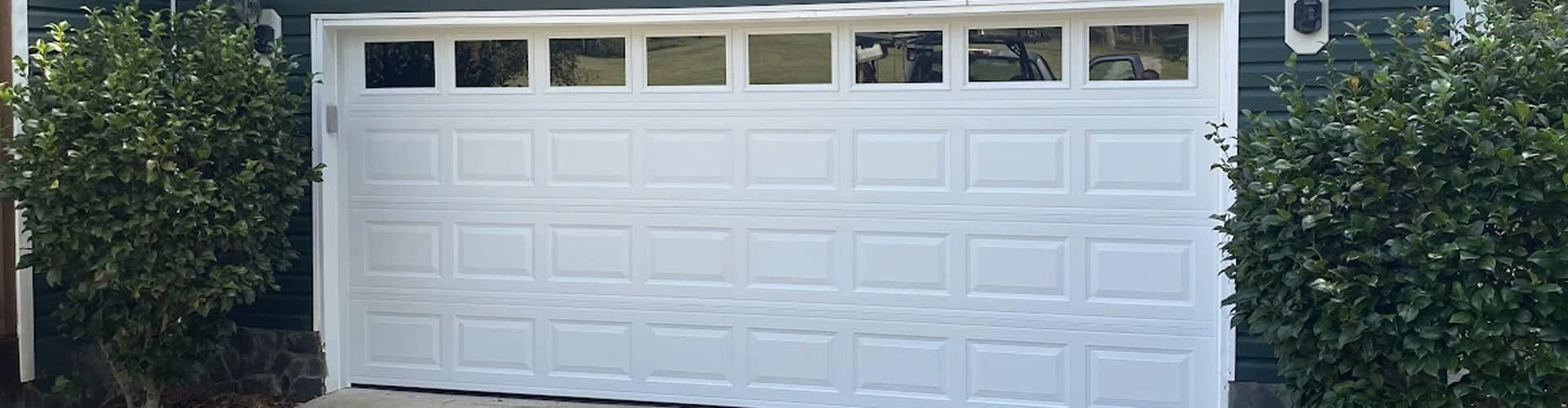 Thomaston Garage Door Experts: Repair, Install & Maintenance Services
