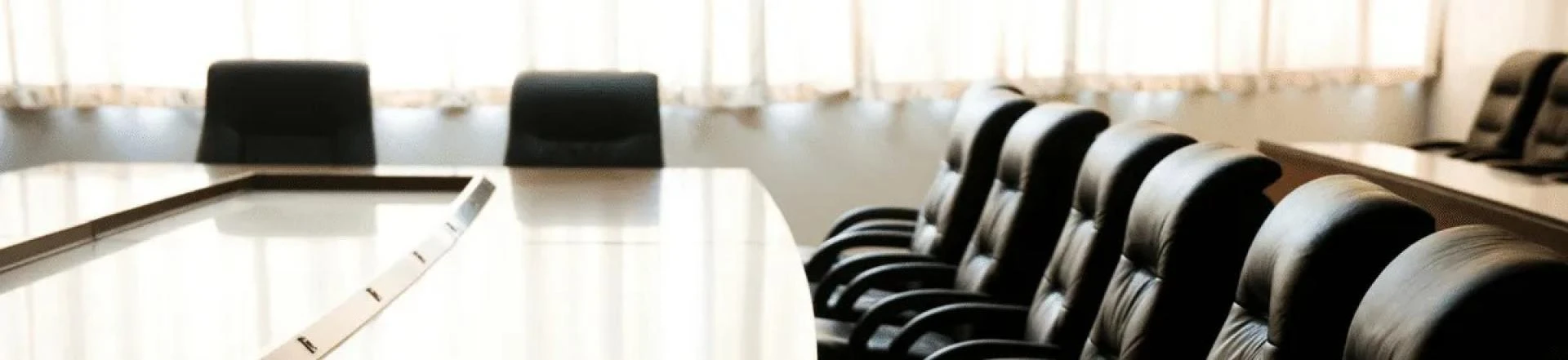 The Future of Business Disputes: Insights from Top Commercial Litigation Lawyers