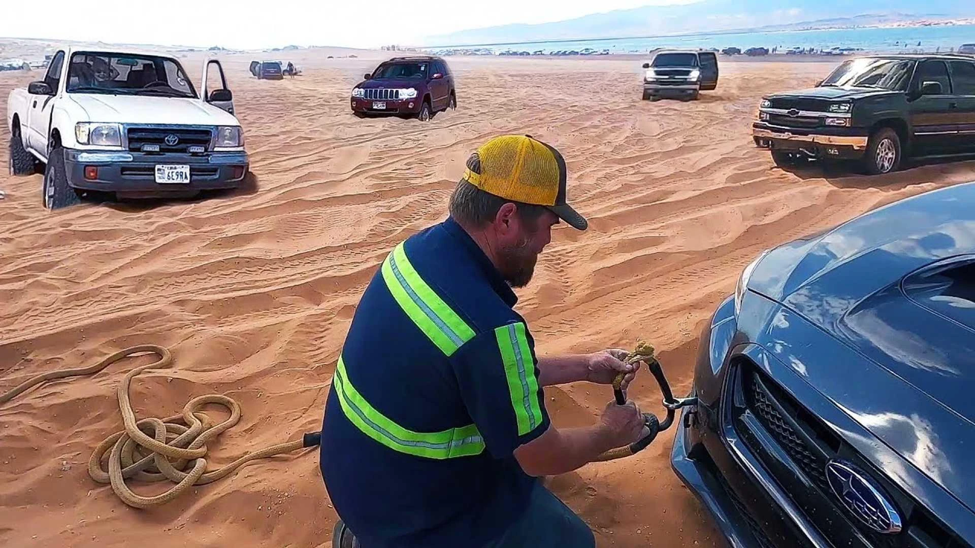 PULL OUT FROM DESERT