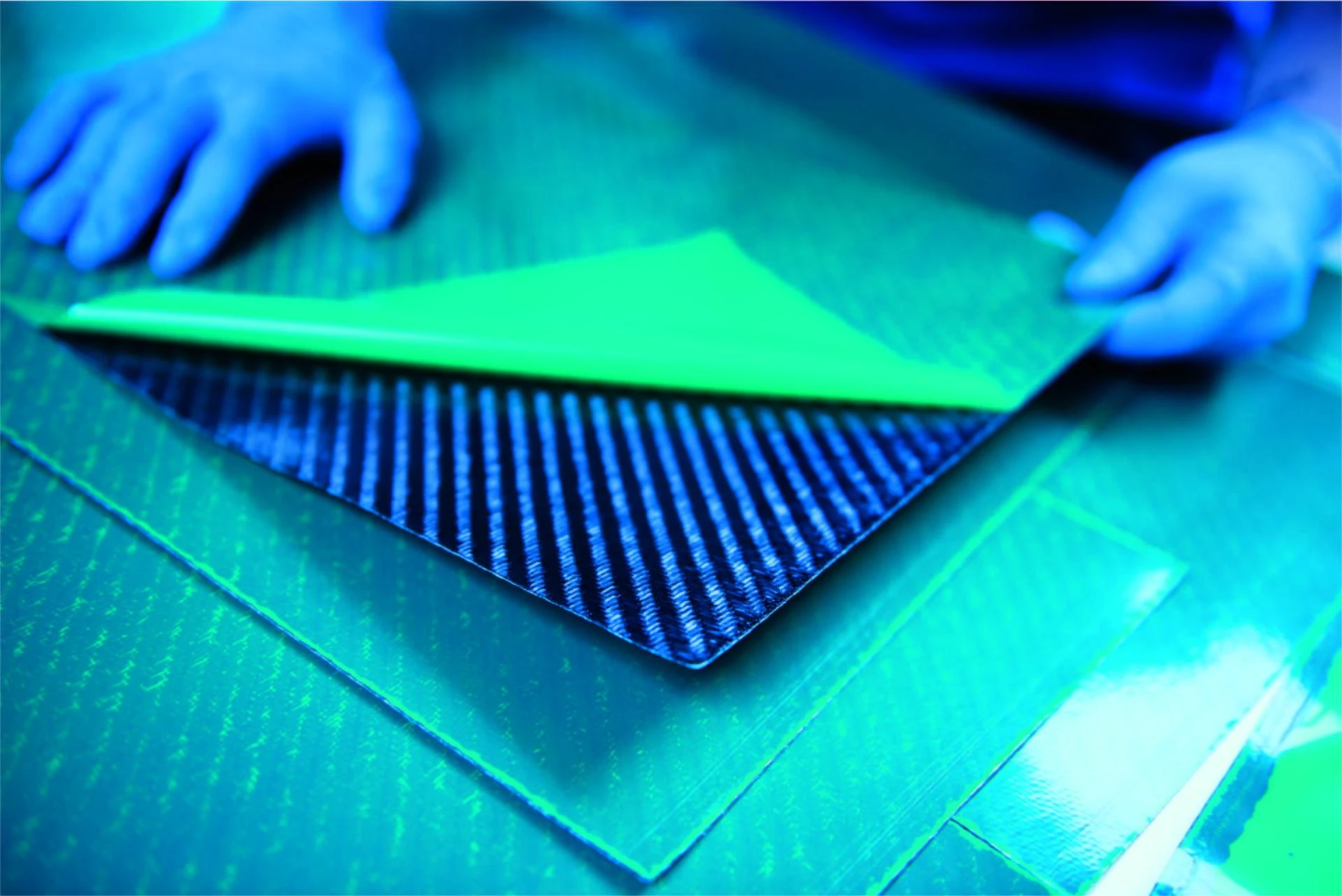 Global Advanced Composites Market Leaders: Profiles, Strategies, and Innovations