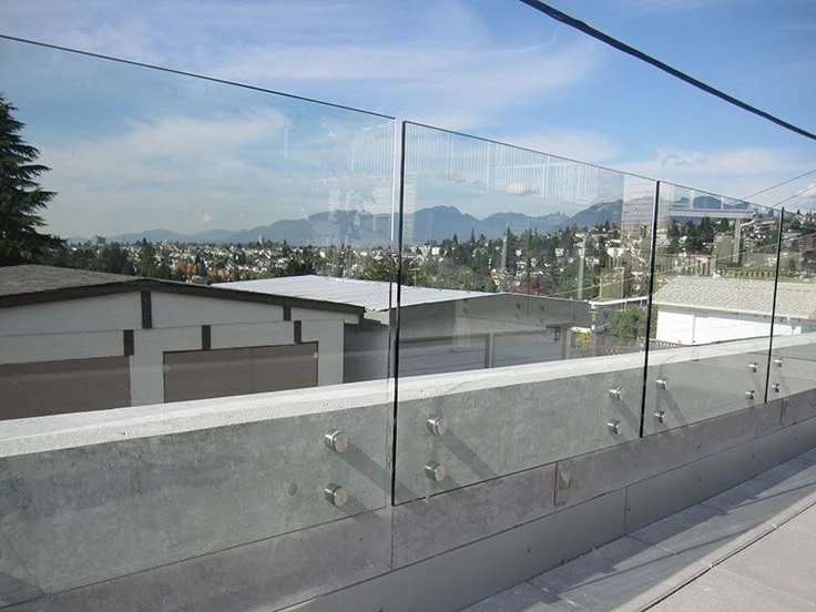 From Timber to Transparency: Glass Balustrade Systems in Auckland for Every Style