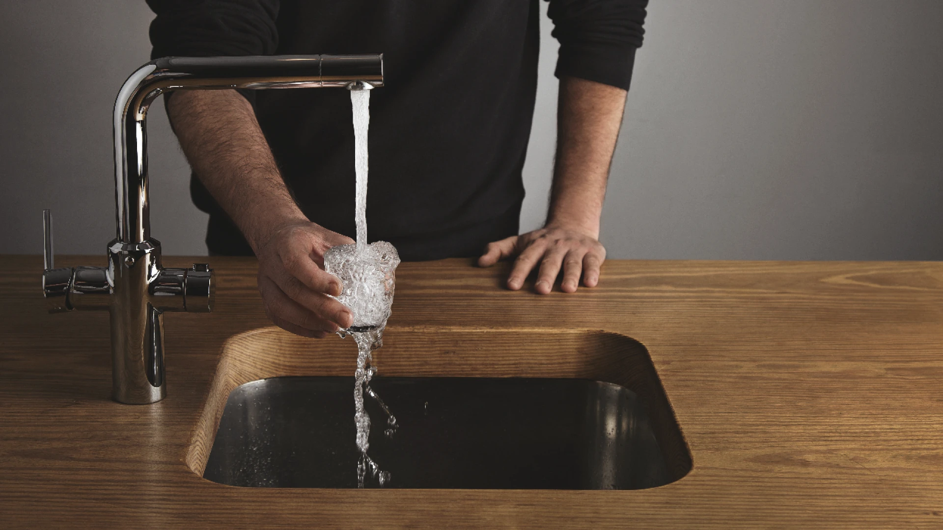Modern Resilience: The Black Stainless Sink That Combines Utility with Timeless Appeal