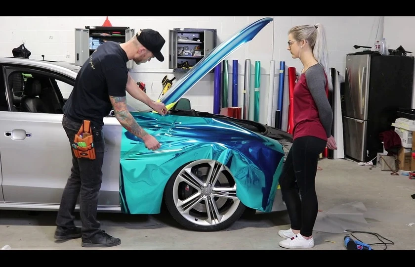 How to Choose the Best Graphics for Coaches, Vans, Cars & Lorries?