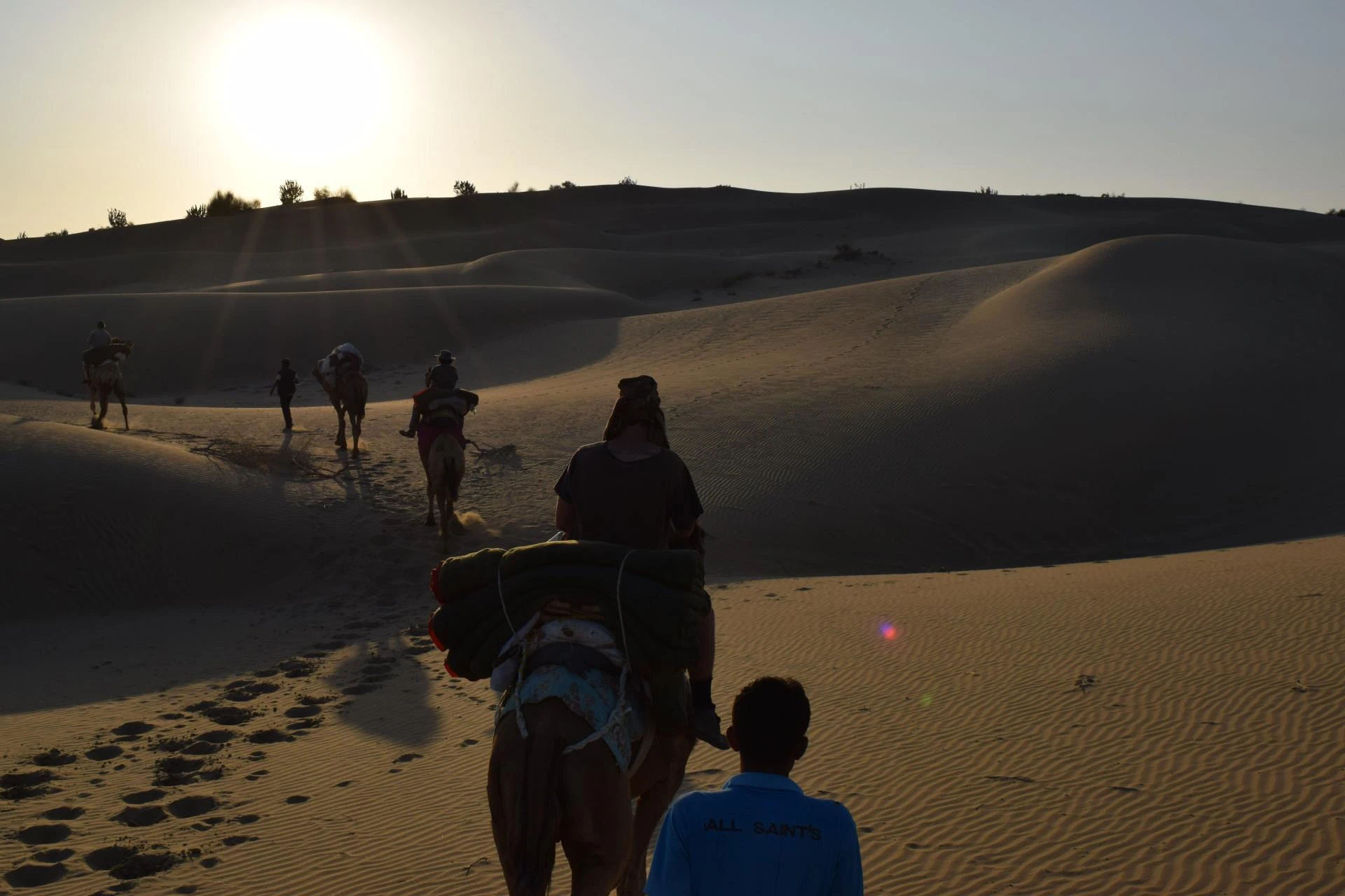 The Best Time for a Camel Ride in Abu Dhabi & What to Wear for the Desert