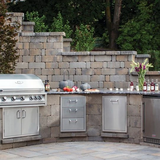 Outdoor Kitchen New York Style: Design Trends for Every Season