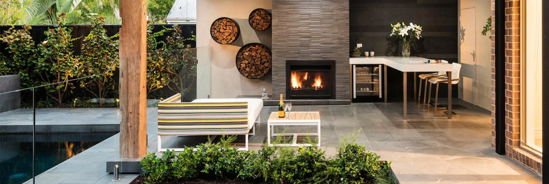 How Outdoor Renovation Experts Transform Backyards into Luxury Retreats