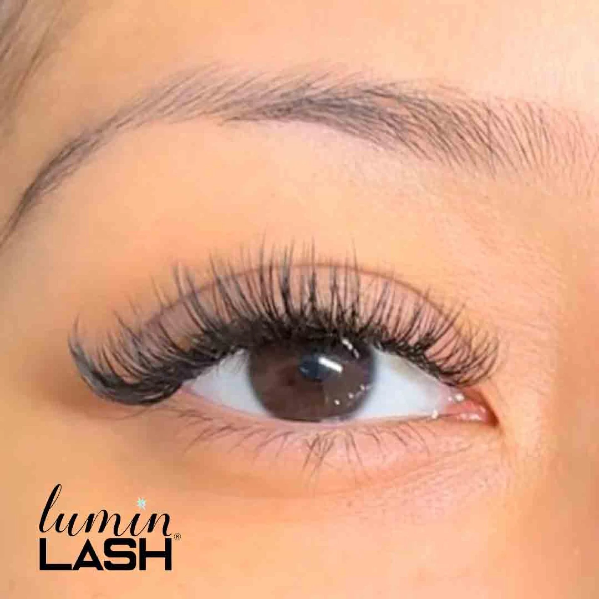 Get The Ultimate Glamour for Your Eyes with Volume Lash Extensions