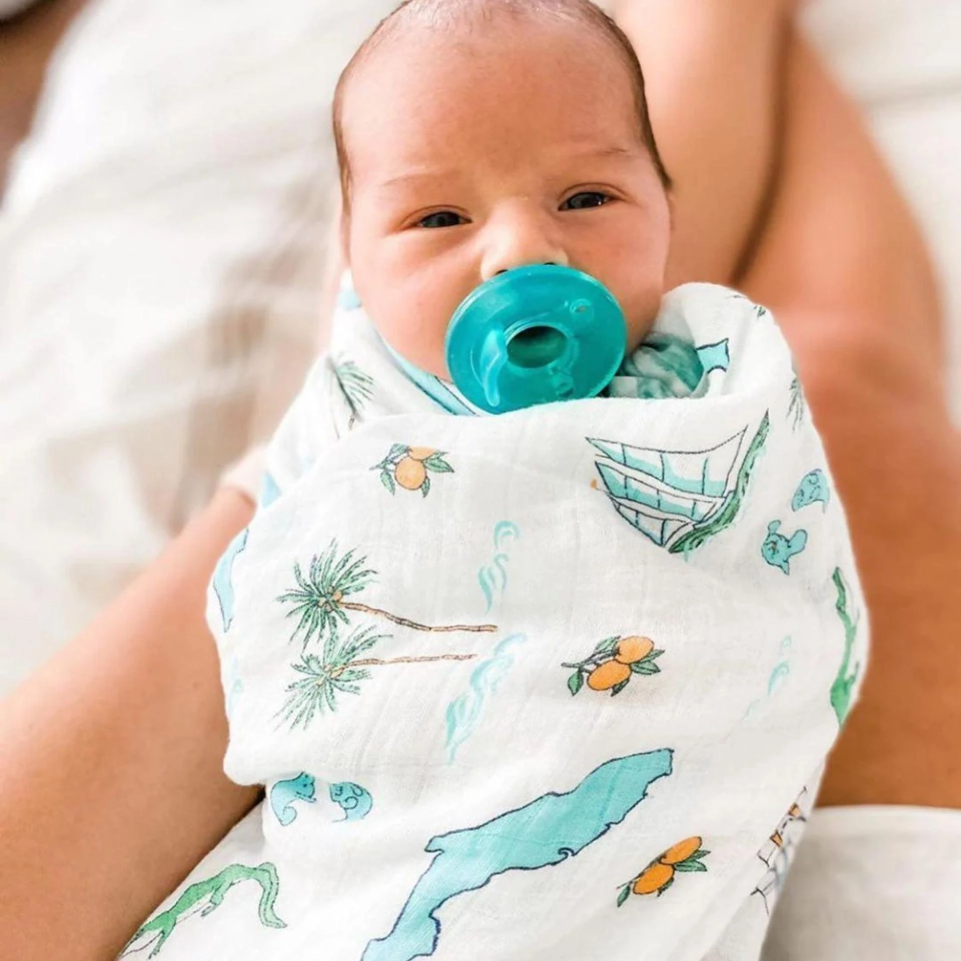 Florida Baby Swaddle: A Must-Have for Sunshine State Newborns