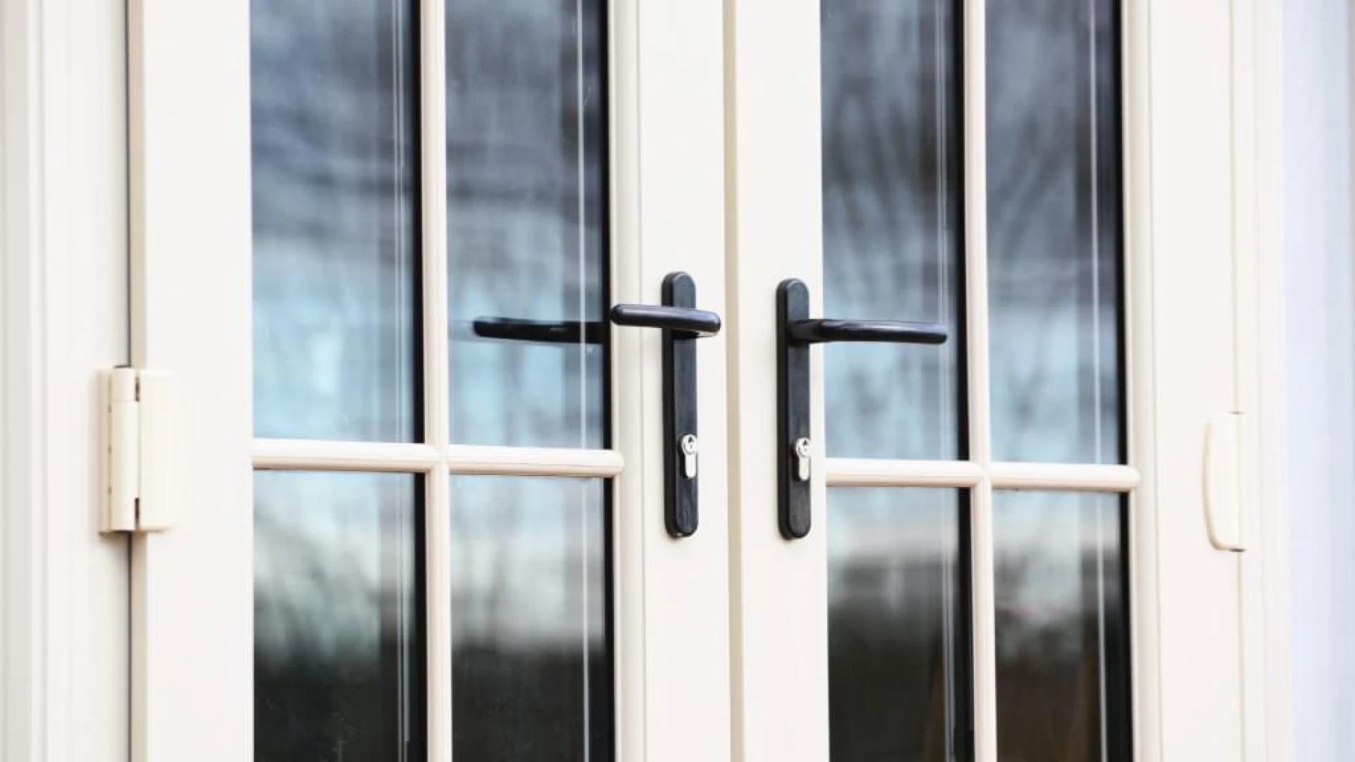 A Complete Guide to UPVC Window Handle Types