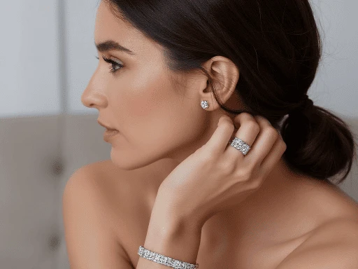 The Most Iconic Luxury Jewelry Brands and Their Signature Pieces