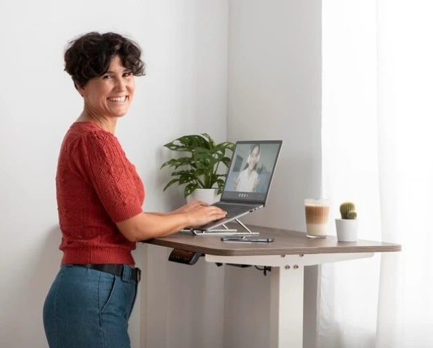 Electric Adjustable Desk for Effortless Workday Comfort