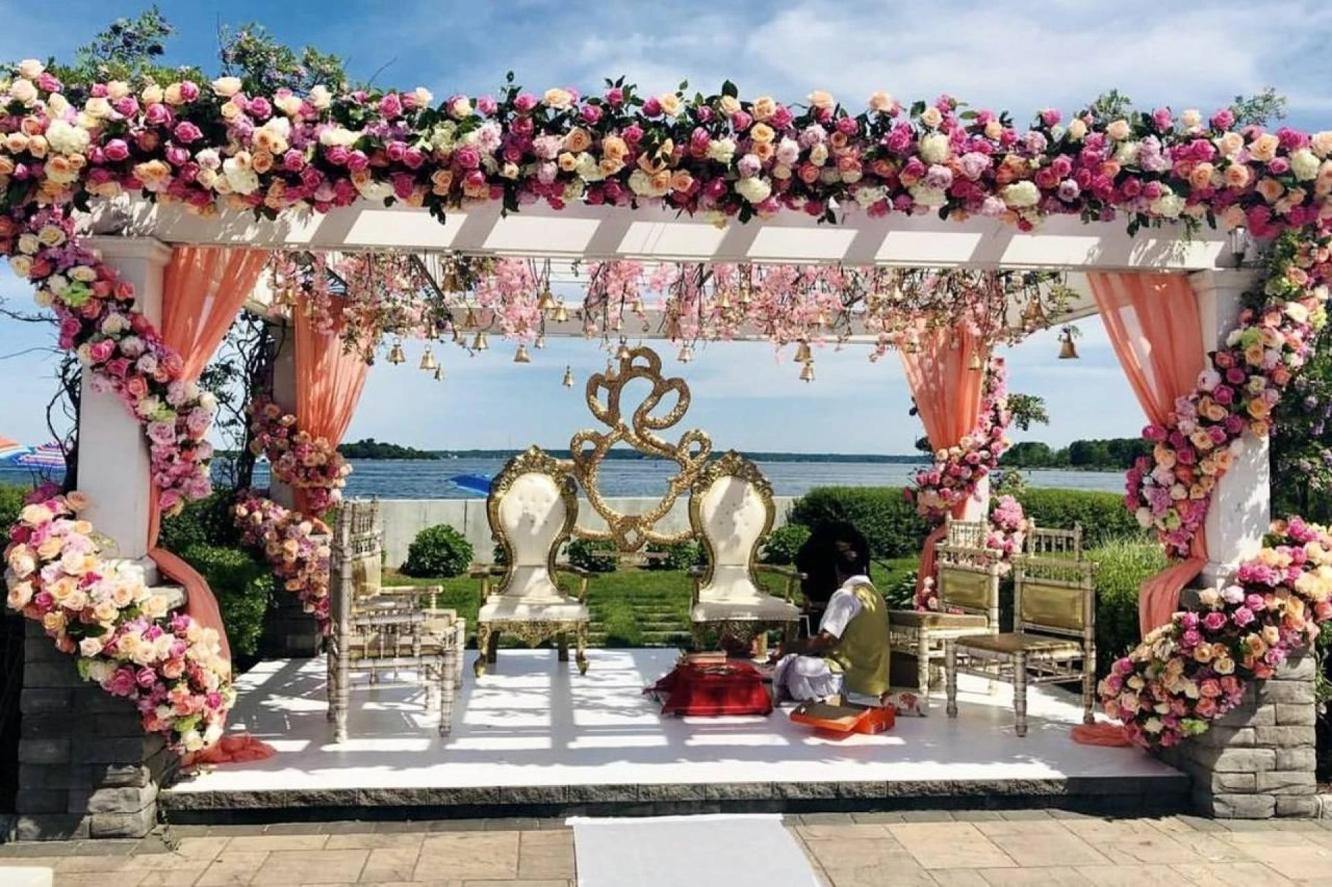 How does one hire a wedding planner?