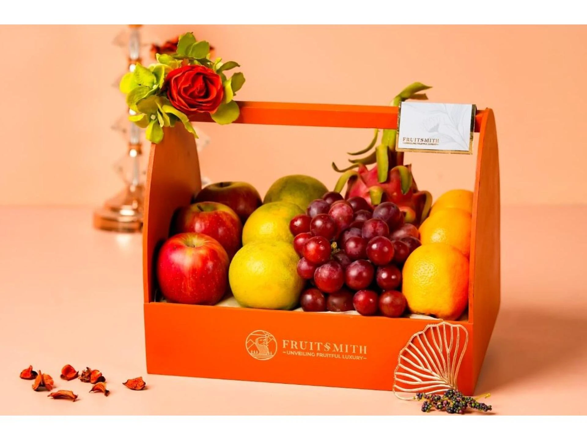 Why You Should Buy Fruit Online and Choose a Luxury Fruit Hamper for Gifting