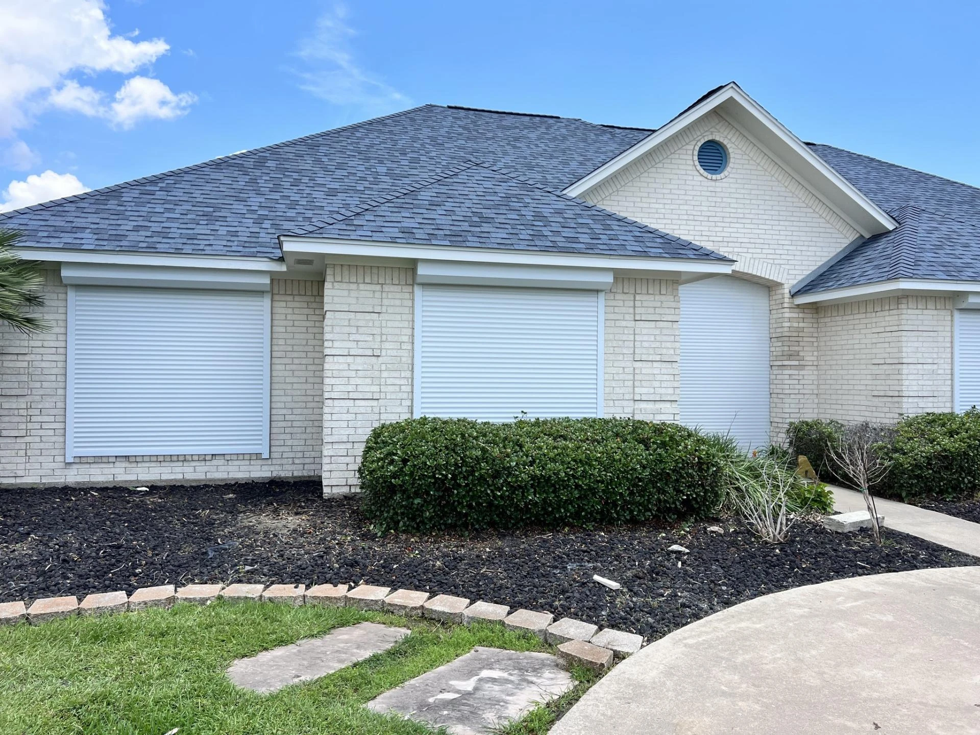 Hurricane Shutters: Protect Your Home against Storms this Hurricane Season