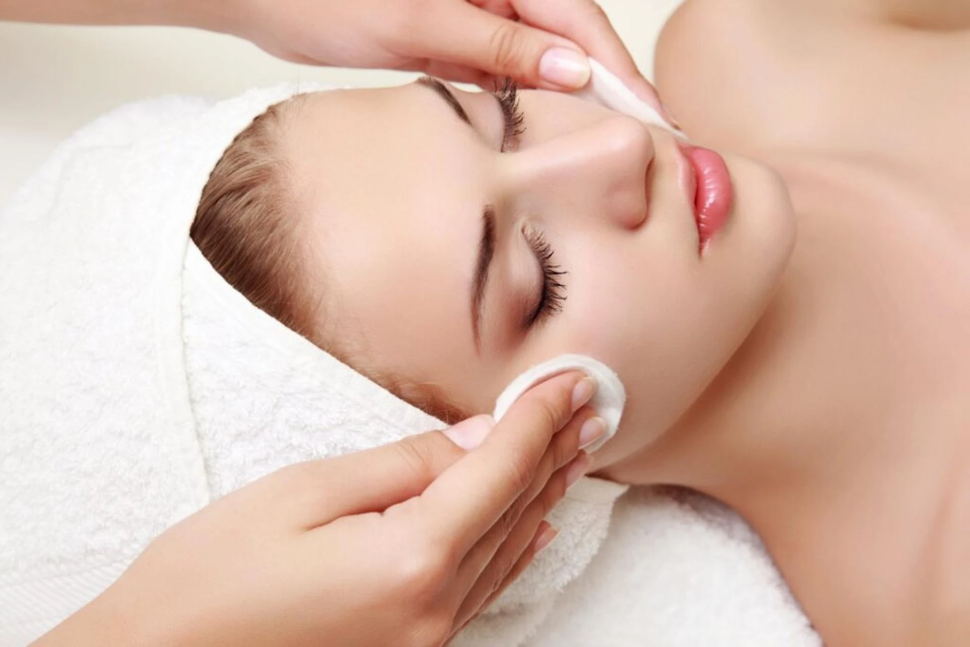 Best Facials Near Me: Why Palm Beach Locals Love La Vie Spa Gardens