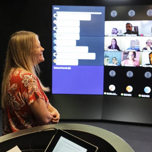 Is an Online Executive MBA as Effective as On-Campus Learning?